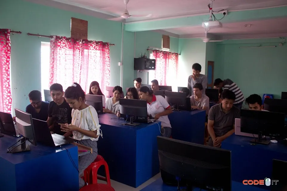 Flutter workshop at Vishwa Adarsha College, Itahari